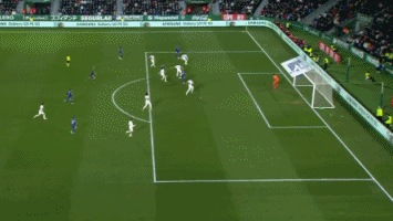 西甲战术风格变化 控球与反击并行发展